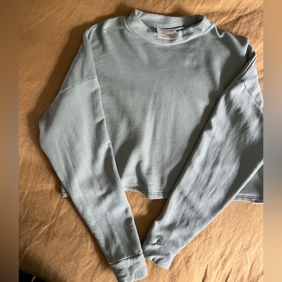 Organic Cotton French Terry Crop Sweater - Picture 3 of 9